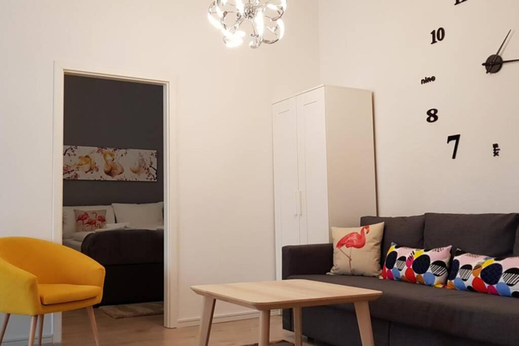 City Apartment Near Shooping Center, 6 Guests 베를린 외부 사진