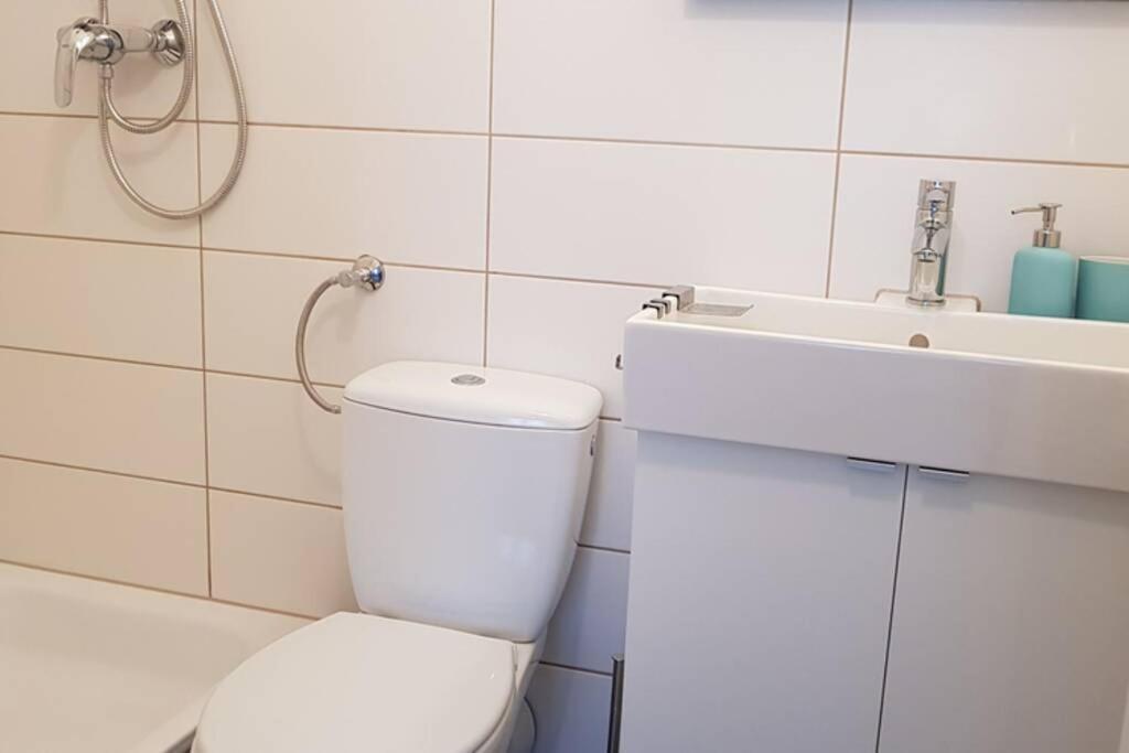 City Apartment Near Shooping Center, 6 Guests 베를린 외부 사진