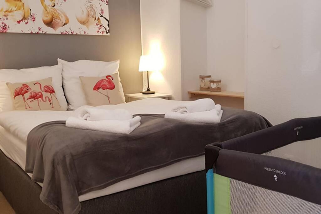 City Apartment Near Shooping Center, 6 Guests 베를린 외부 사진